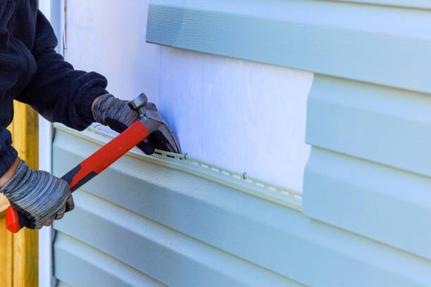 Reliable Siding Repair contractor in Falls Church, VA by Squared Siding